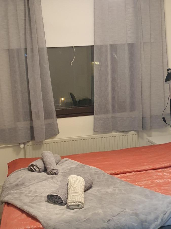 Kaunis Valoisa 3 Krs Pikkukaksio Vantaa Koivukylae Apartment Exterior photo