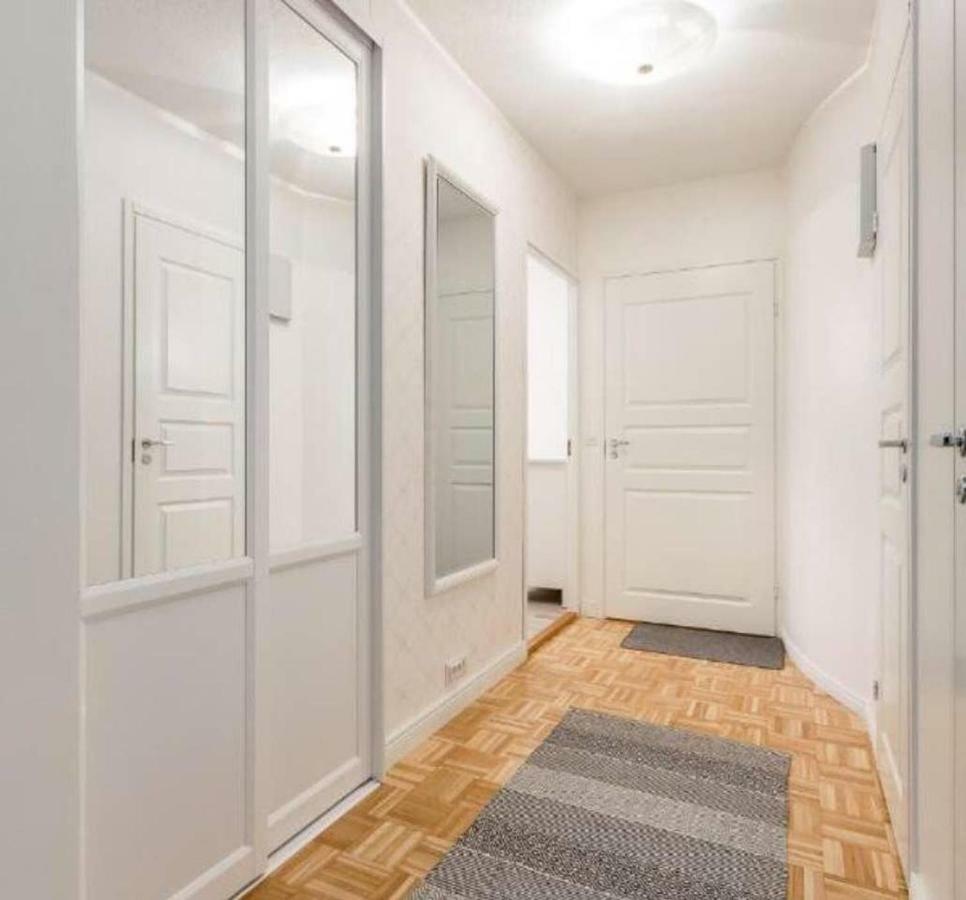 Kaunis Valoisa 3 Krs Pikkukaksio Vantaa Koivukylae Apartment Exterior photo